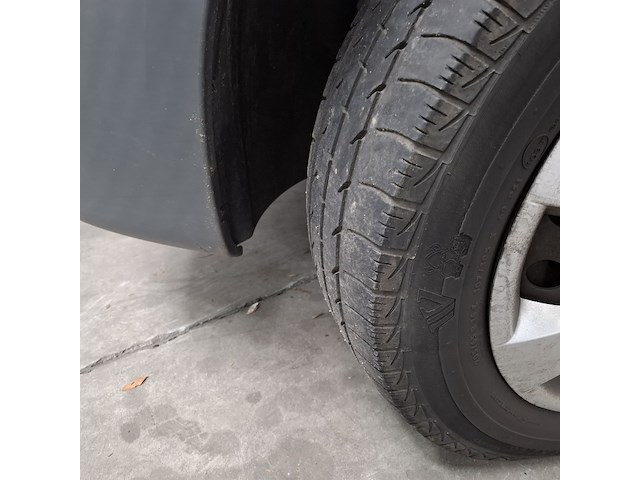 Bedrijfsauto, renault, trafic, 2.0 dci t29 l2h1 dc générique, 2012 - afbeelding 2 van  59