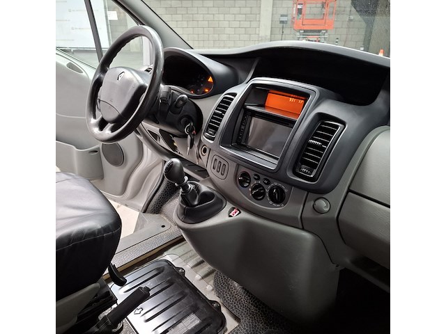 Bedrijfsauto, renault, trafic, 2012 - afbeelding 30 van  59