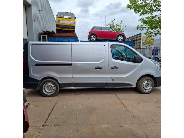 Bedrijfsauto, renault, trafic, 2015 - afbeelding 32 van  36