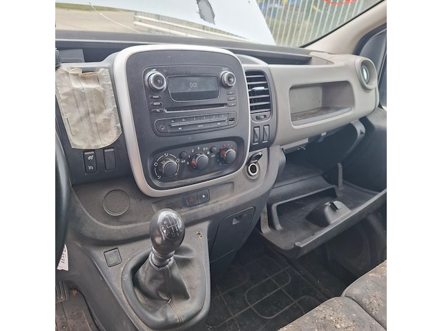 Bedrijfsauto, renault, trafic, 2015 - afbeelding 8 van  46