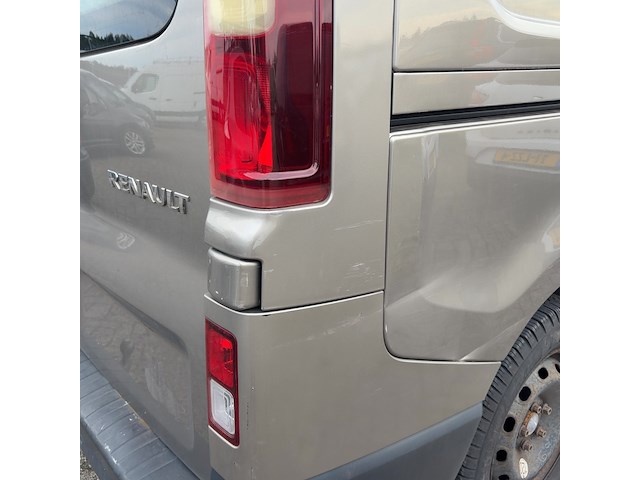 Bedrijfsauto, renault, trafic, 2015 - afbeelding 16 van  18