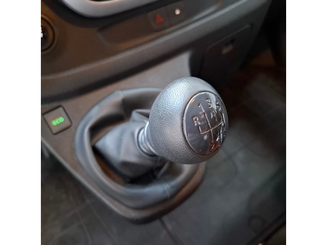 Bedrijfsauto, renault, trafic, 2016 - afbeelding 69 van  132
