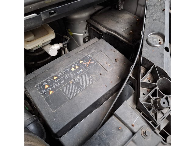 Bedrijfsauto, renault, trafic, 2016 - afbeelding 88 van  132