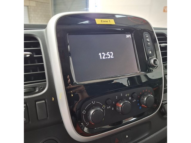 Bedrijfsauto, renault, trafic, 2017 - afbeelding 42 van  72