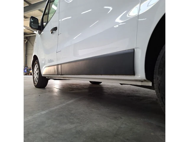 Bedrijfsauto, renault, trafic, 2017 - afbeelding 19 van  73