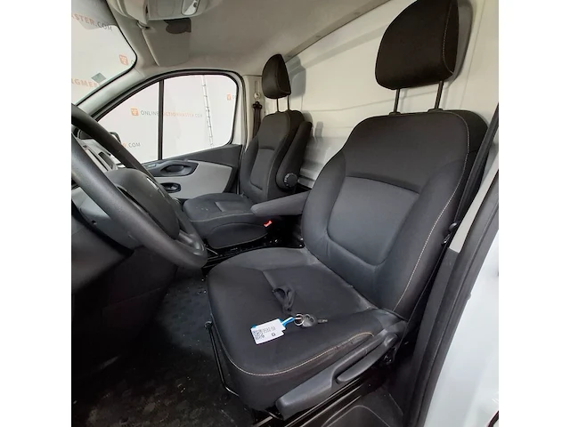 Bedrijfsauto, renault, trafic, 2017 - afbeelding 36 van  73