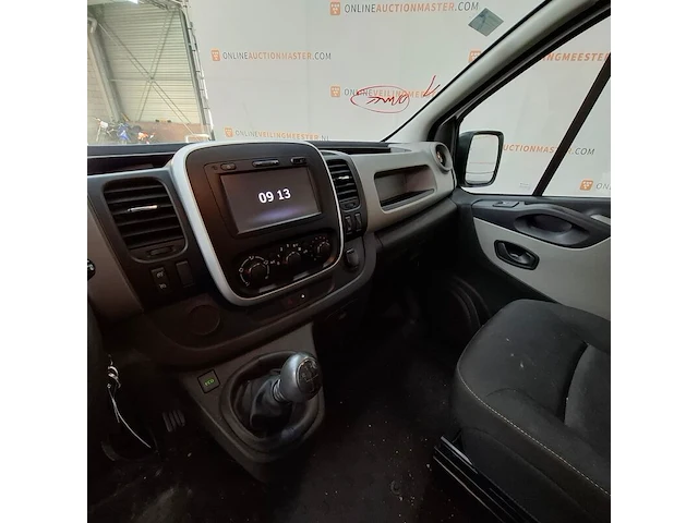 Bedrijfsauto, renault, trafic, 2017 - afbeelding 42 van  73