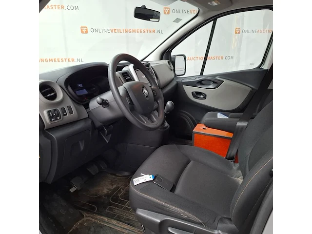 Bedrijfsauto, renault, trafic, 2018 - afbeelding 31 van  75