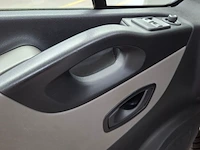 Bedrijfsauto, renault, trafic, 2018 - afbeelding 32 van  75