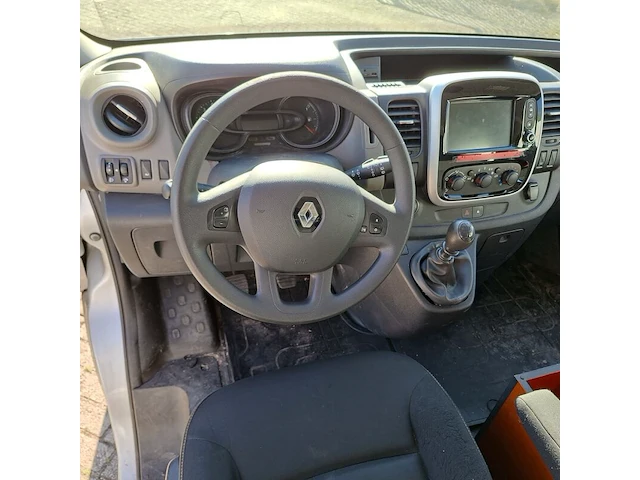 Bedrijfsauto, renault, trafic, 2018 - afbeelding 24 van  48