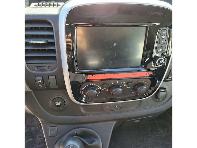 Bedrijfsauto, renault, trafic, 2018 - afbeelding 28 van  48