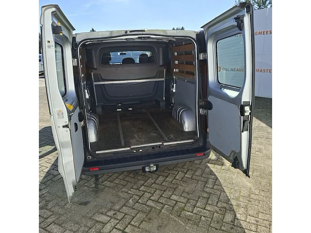Bedrijfsauto, renault, trafic, 2018 - afbeelding 35 van  48