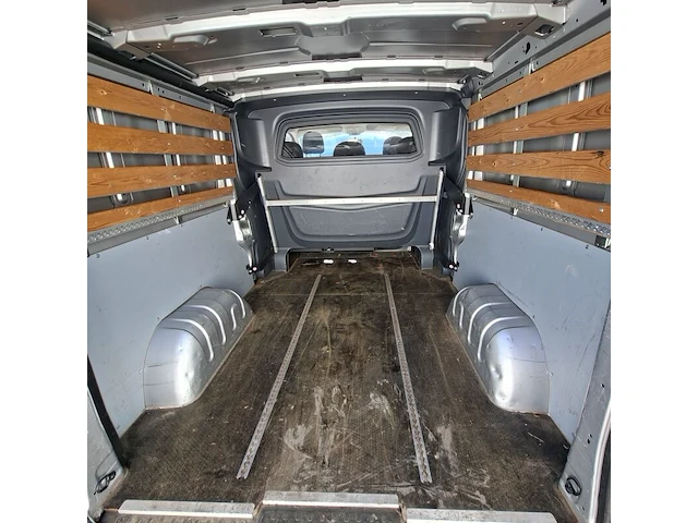 Bedrijfsauto, renault, trafic, 2018 - afbeelding 36 van  48