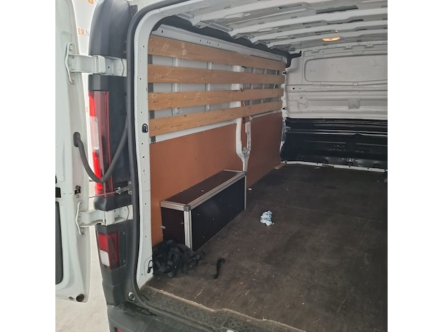 Bedrijfsauto, renault, trafic, 2019 - afbeelding 24 van  46