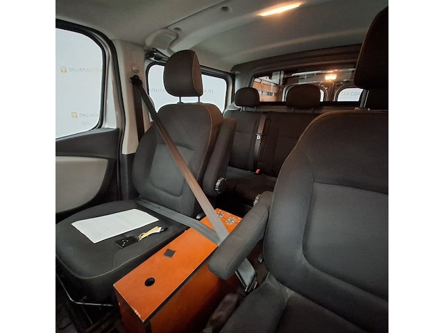 Bedrijfsauto, renault, trafic passenger - afbeelding 21 van  50