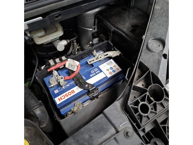 Bedrijfsauto, renault, trafic passenger - afbeelding 37 van  50