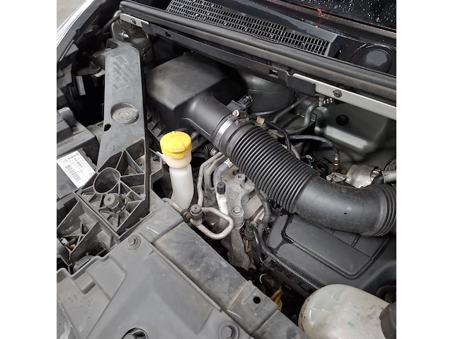 Bedrijfsauto, renault, trafic passenger - afbeelding 39 van  50