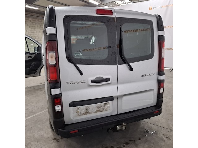 Bedrijfsauto, renault, trafic passenger - afbeelding 41 van  50