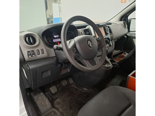 Bedrijfsauto, renault, trafic - afbeelding 6 van  48