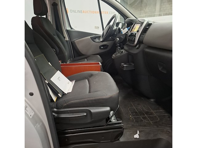 Bedrijfsauto, renault, trafic - afbeelding 26 van  48