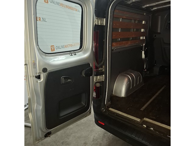 Bedrijfsauto, renault, trafic - afbeelding 28 van  48
