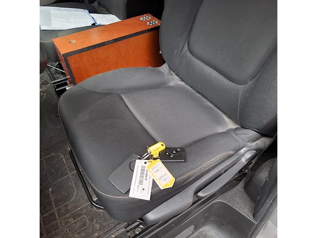 Bedrijfsauto, renault, trafic - afbeelding 14 van  50