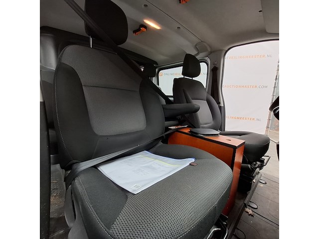 Bedrijfsauto, renault, trafic - afbeelding 33 van  52