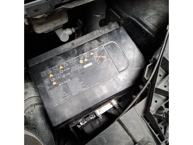 Bedrijfsauto, renault, trafic - afbeelding 39 van  52