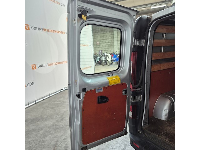 Bedrijfsauto, renault, trafic - afbeelding 10 van  45