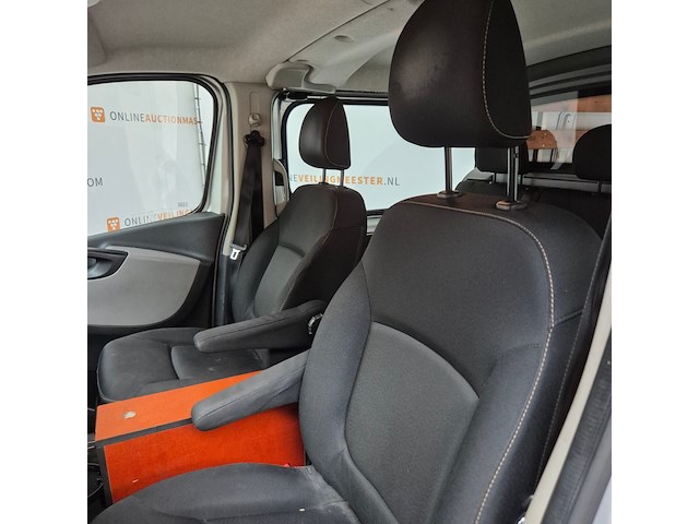Bedrijfsauto, renault, trafic - afbeelding 15 van  45