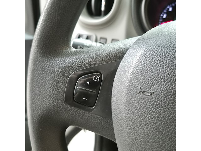 Bedrijfsauto, renault, trafic - afbeelding 17 van  45