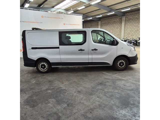 Bedrijfsauto, renault, trafic - afbeelding 34 van  45