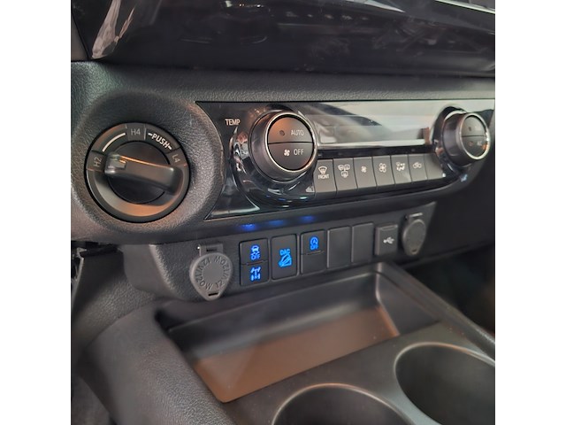 Bedrijfsauto, toyota, hilux 4x4 pick up, 2025 - afbeelding 43 van  83