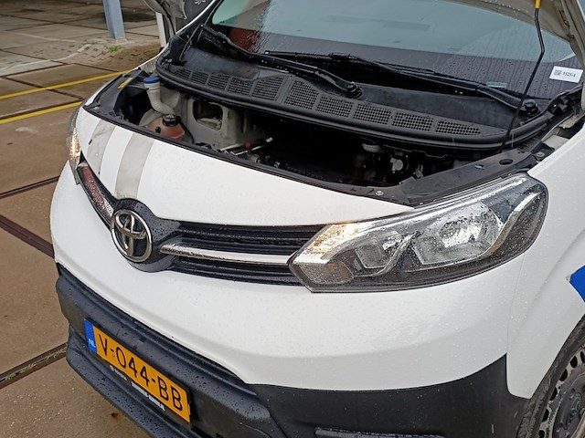 Bedrijfsauto, toyota, proace worker, 1.6 d-4d cool comfort, 2016 - afbeelding 23 van  32