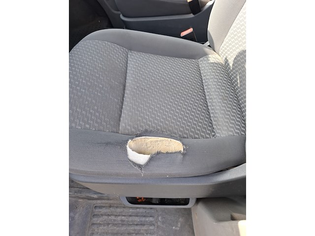 Bedrijfsauto, volkswagen, 2.0 tdi l1h1 dc trendline, 2011 - afbeelding 13 van  39