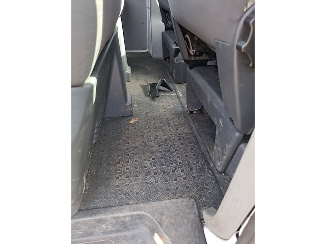 Bedrijfsauto, volkswagen, 2.0 tdi l1h1 dc trendline, 2011 - afbeelding 20 van  39