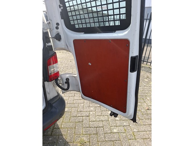 Bedrijfsauto, volkswagen, 2.0 tdi l1h1 dc trendline, 2011 - afbeelding 24 van  39