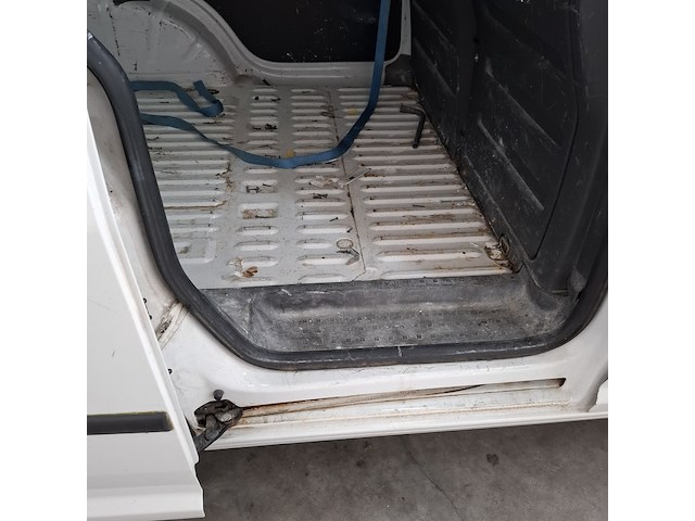 Bedrijfsauto, volkswagen, caddy, 1.6 tdi, 2011 - afbeelding 22 van  39