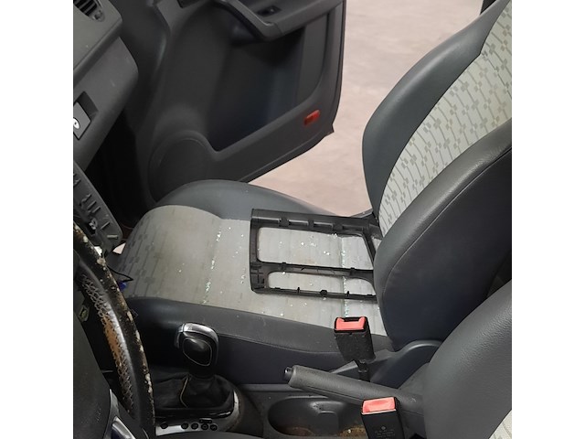 Bedrijfsauto, volkswagen, caddy, 1.6 tdi maxi, 2011 - afbeelding 18 van  43