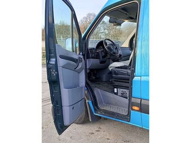 Bedrijfsauto volkswagen, crafter 2.0 tdi, bouwjaar 2014 - afbeelding 2 van  36