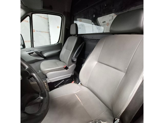 Bedrijfsauto, volkswagen, crafter 30 2.5 tdi l2h2 dc trendline, 2010 - afbeelding 48 van  74