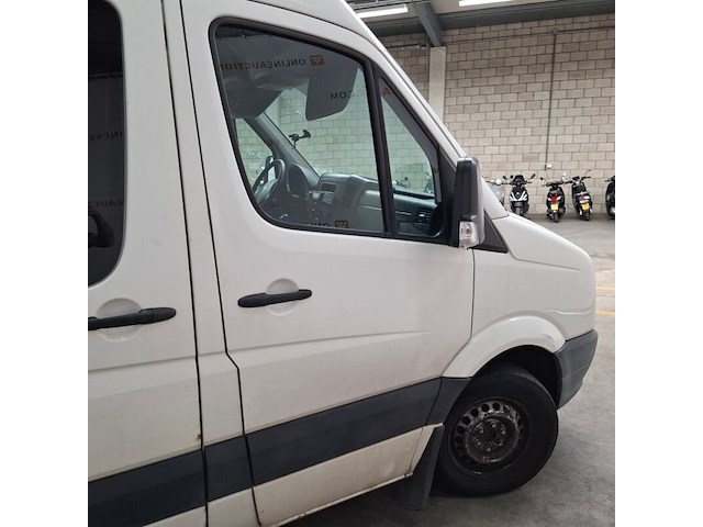 Bedrijfsauto, volkswagen, crafter 30 2.5 tdi l2h2 dc trendline, 2010 - afbeelding 45 van  74