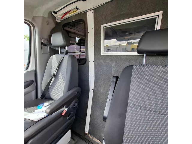 Bedrijfsauto, volkswagen, crafter, 35 2.0 tdi l2h1 bm, 2012 - afbeelding 33 van  56