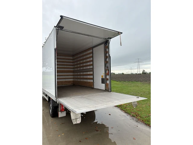 Bedrijfsauto, volkswagen, crafter 35 2.0 tdi l4 el, 2020 - afbeelding 18 van  36