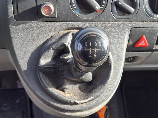 Bedrijfsauto, volkswagen, transporter 2.0 340 dc, 2008 - afbeelding 6 van  39