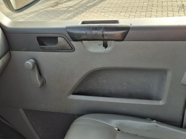 Bedrijfsauto, volkswagen, transporter 2.0 340 dc, 2008 - afbeelding 9 van  39