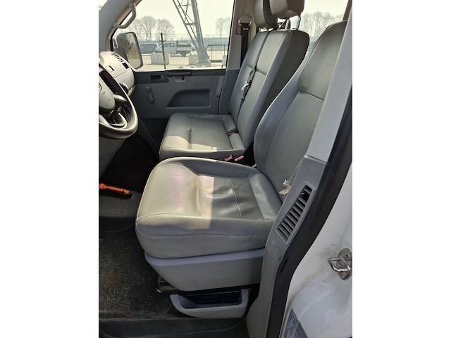 Bedrijfsauto, volkswagen, transporter 2.0 340 dc, 2008 - afbeelding 11 van  39
