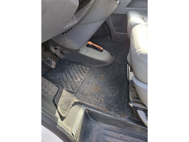 Bedrijfsauto, volkswagen, transporter 2.0 340 dc, 2008 - afbeelding 17 van  39