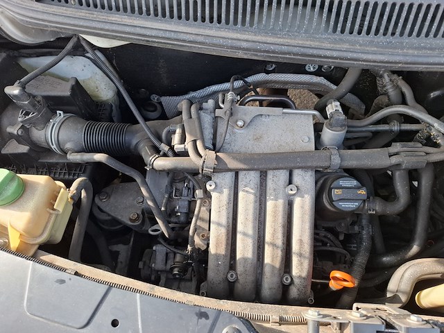 Bedrijfsauto, volkswagen, transporter 2.0 340 dc, 2008 - afbeelding 20 van  39