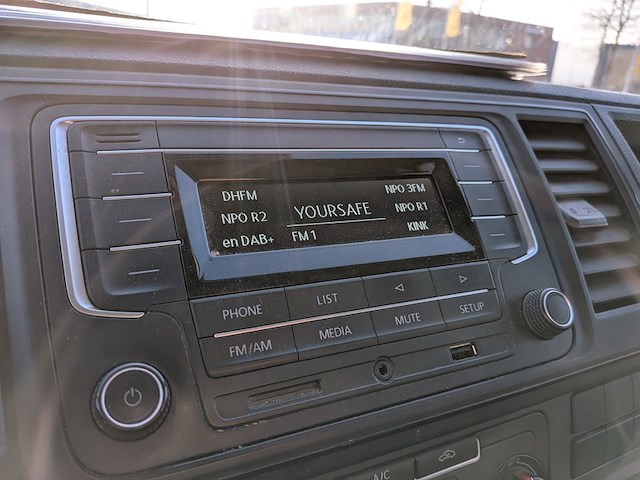 Bedrijfsauto, volkswagen, transporter 2.0 tdi l1h1, 2.0 tdi l1h1, 2017 - afbeelding 13 van  58